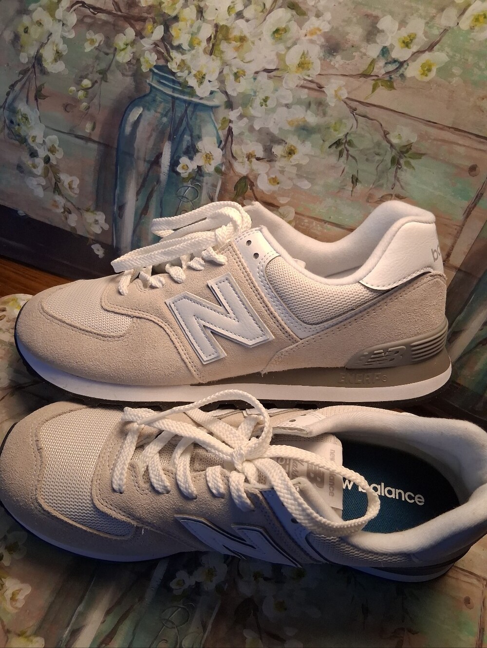New Balance -White and Light Gray Retro Sneakers
